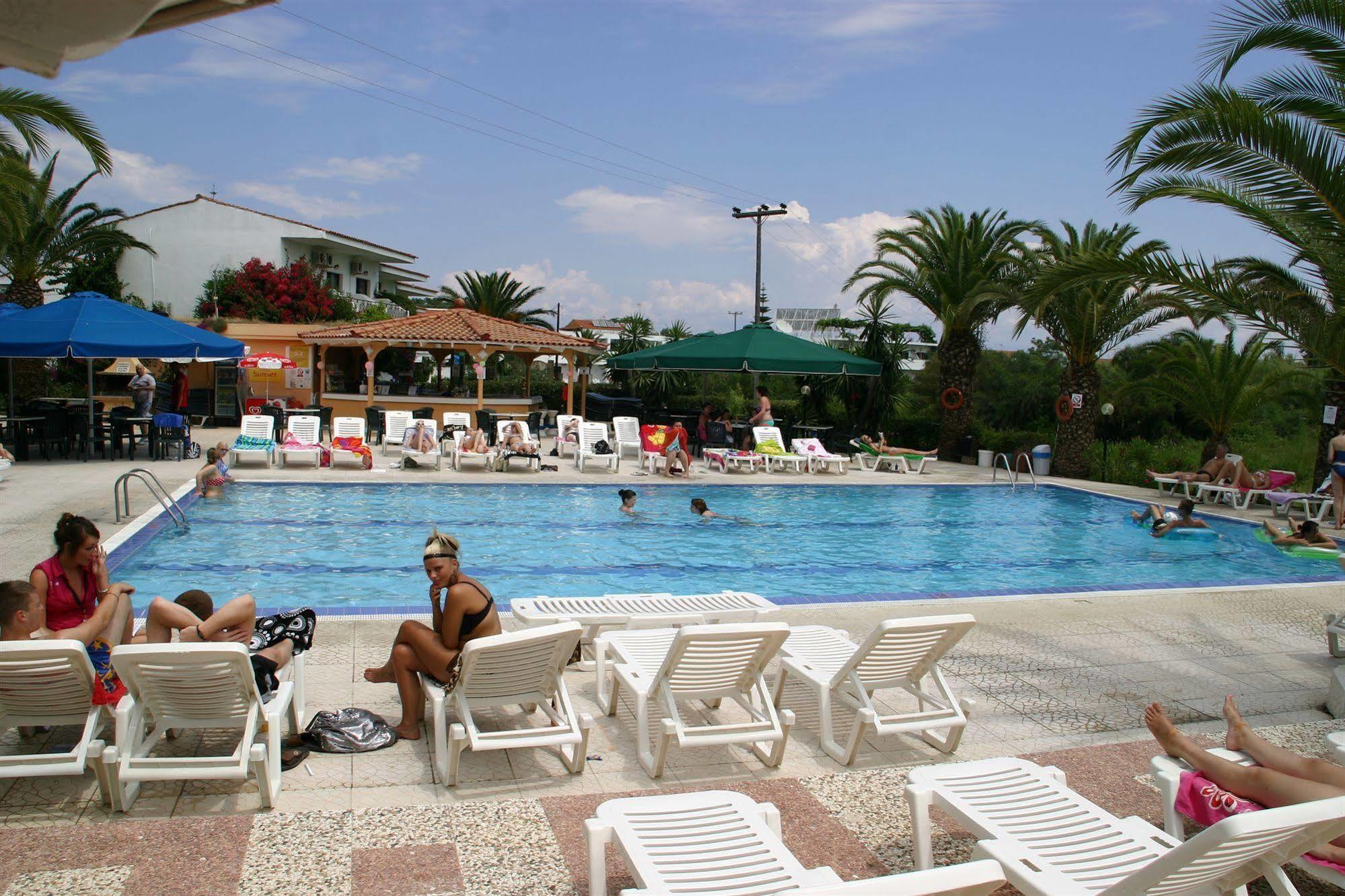 Morfeas Hotel Kávos Dış mekan fotoğraf