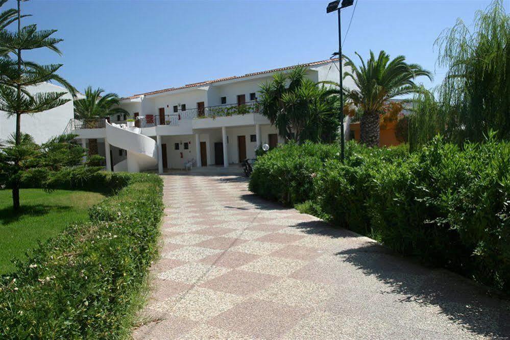 Morfeas Hotel Kávos Dış mekan fotoğraf